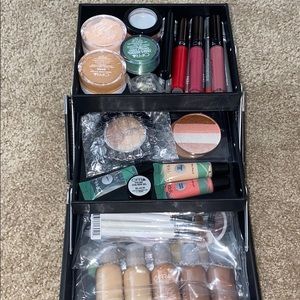 Make Up Kit